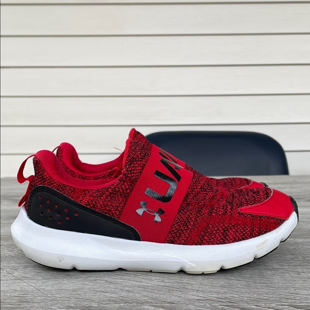 Under Armour Big Kids Shoes Size 7Y